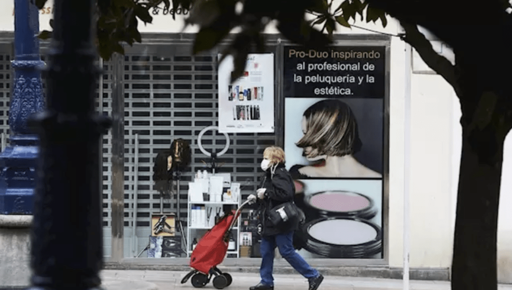 EMPIEZA LA DISTRIBUCIÓN MASIVA DE MASCARILLAS A TODOS LOS CÁNTABROS - EP