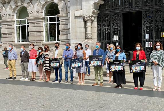 minuto_silencio_mujer_asesinada_barcelona_17_agosto.jpg