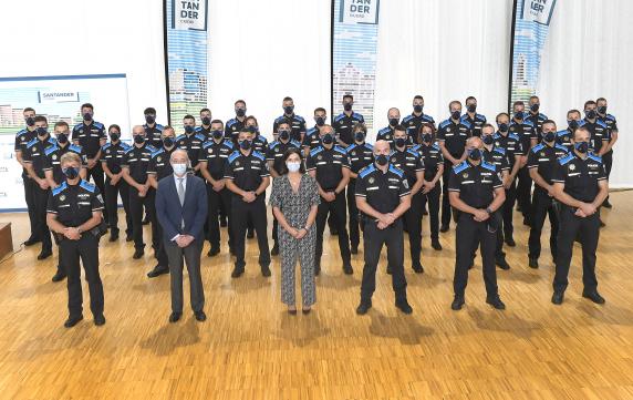toma_posesion_36_policias_10.jpg