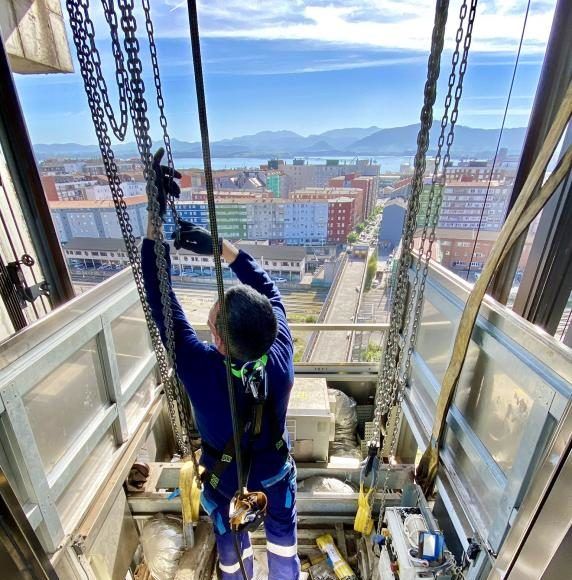 reparacion_ascensor_pena_del_cuervo.jpg