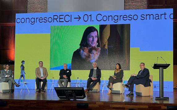 gema_igual_intervencion_congreso_reci_1.jpg