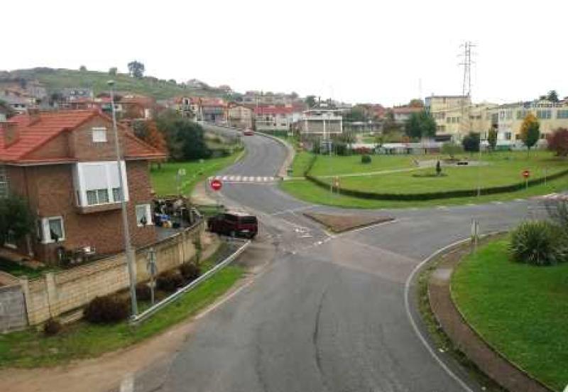 Mitma-cede-al-Ayuntamiento-de-Camargo-la-titularidad-de-varios.jpg