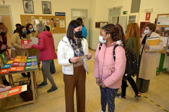 Santander celebra el Día Internacional de la Educación con un dia_educacion_ies_santa_clara_3.jpg