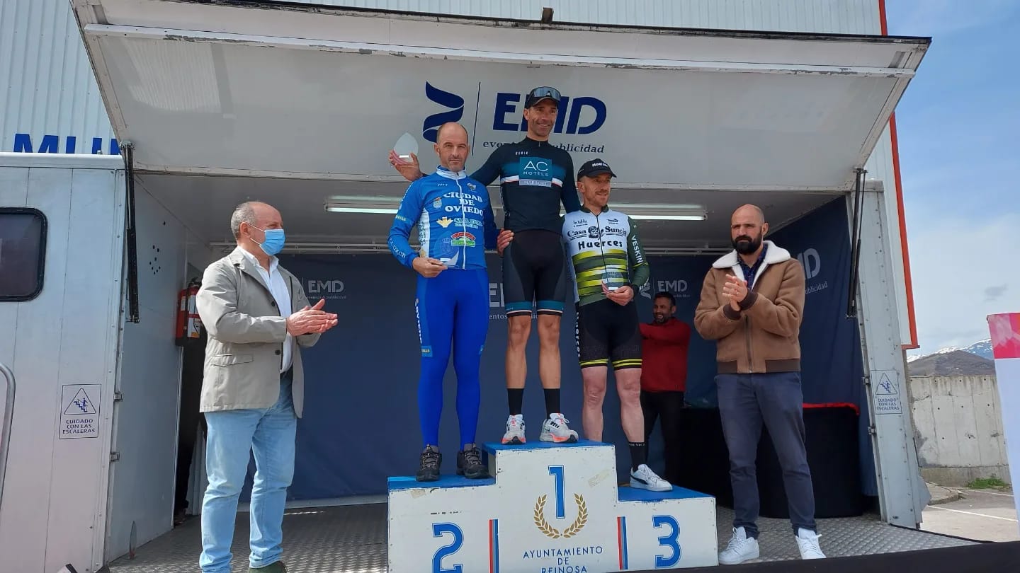 Iván Treceño gana la I Ciclomaster Reinosa y Comarca