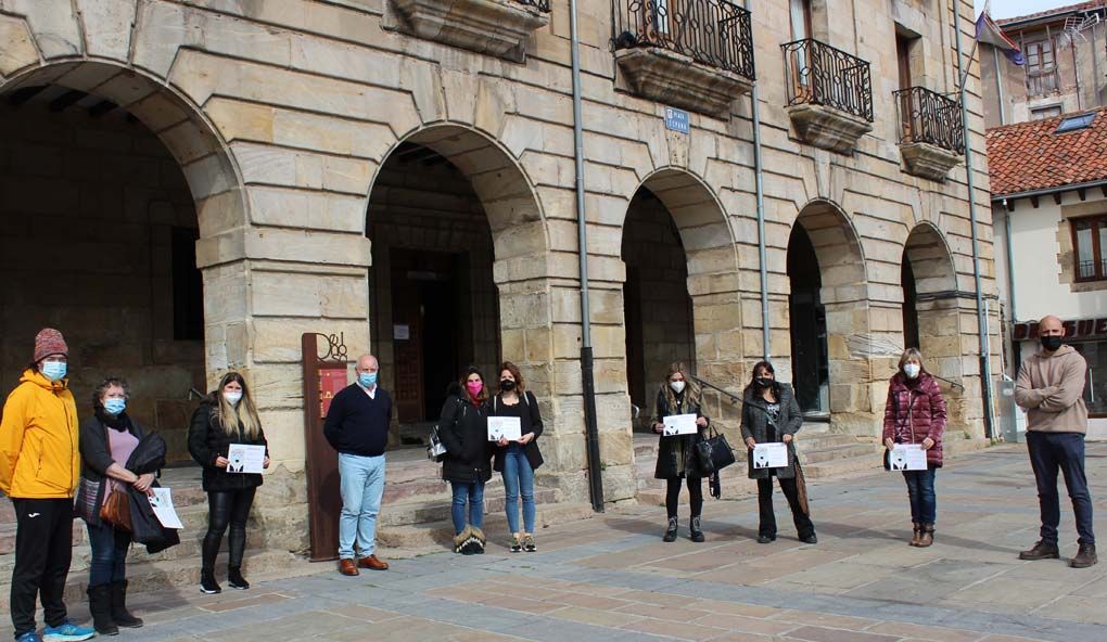 “La Cervecería” gana el primer premio del Concurso de Carnaval para establecimientos