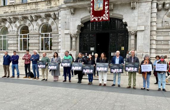 minuto_silencio_mujer_asesinada_en_toledo.jpg