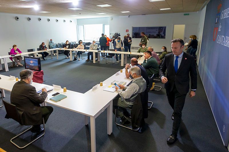 Cantabria-exige-al-Ministerio-una-respuesta-inmediata-a-su-solicitud.jpeg