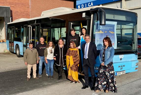 noticias/imagen-asociada/2022/05/donacion_autobuses_sahara_1.jpg