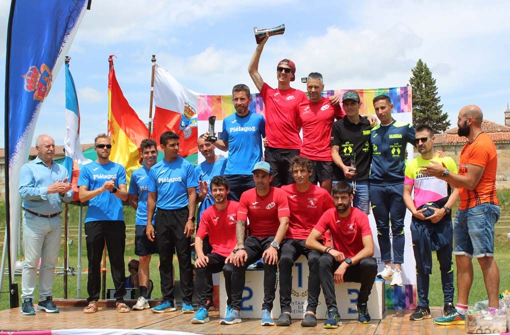 Trail-3-Fuentes-premios-22.jpg El Atletismo Torrelavega, nuevo campeón de Cantabria de Trail por Clubes
