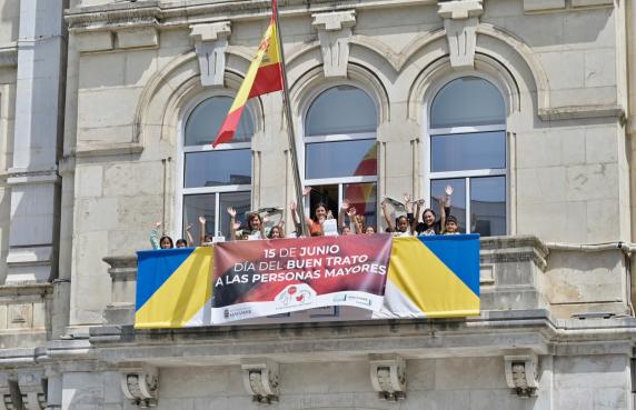 noticias/imagen-asociada/2022/06/dia_buen_trato_mayores_2022_1.jpg