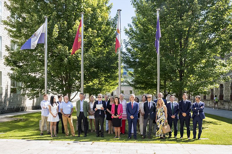 Fernandez-Viana-reitera-su-compromiso-con-el-Colegio-de-Abogados.jpeg