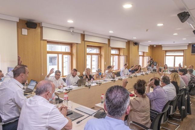 El-Pleno-da-la-aprobacion-definitiva-a-las-Cuenta-General.jpg