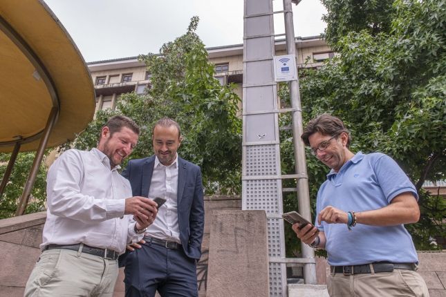 Torrelavega-habilita-puntos-de-wifi-gratuita-en-diez-plazas-publicas.jpg