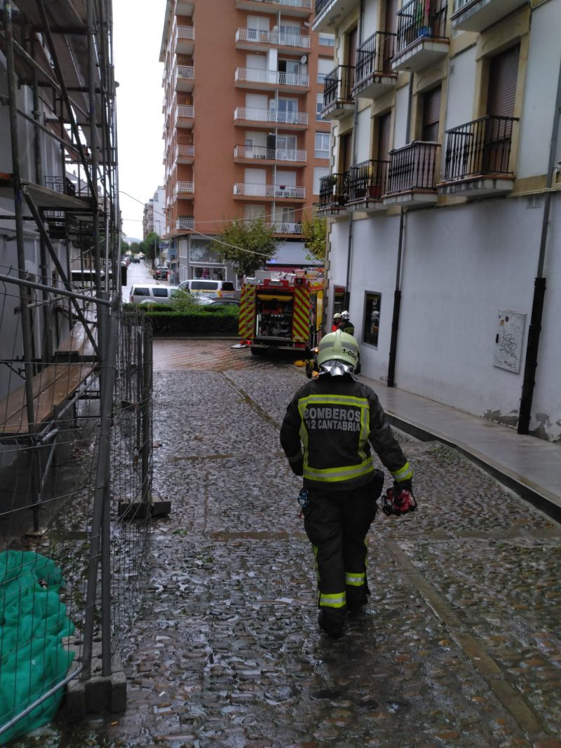 Extinguido un incendio en un local hostelero de la Puebla Vieja de Laredo