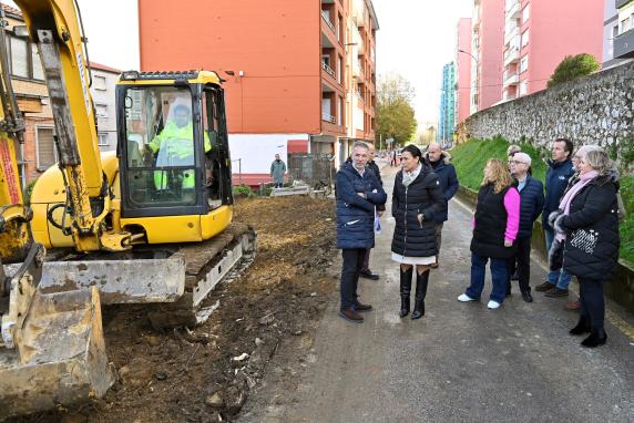 noticias/imagen-asociada/2022/11/inicio_obra_ensanche_miguel_de_unamuno_5.jpg