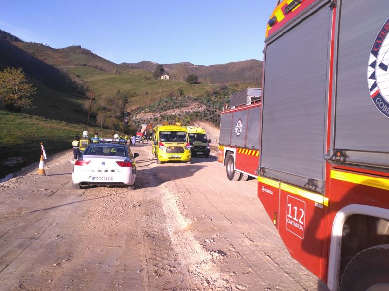 Fallece un varón atropellado por un camión en Valdáliga