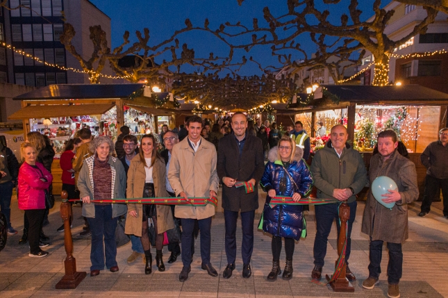 La-Navidad-ya-ha-llegado-a-la-Avenida-de-Espana.jpg