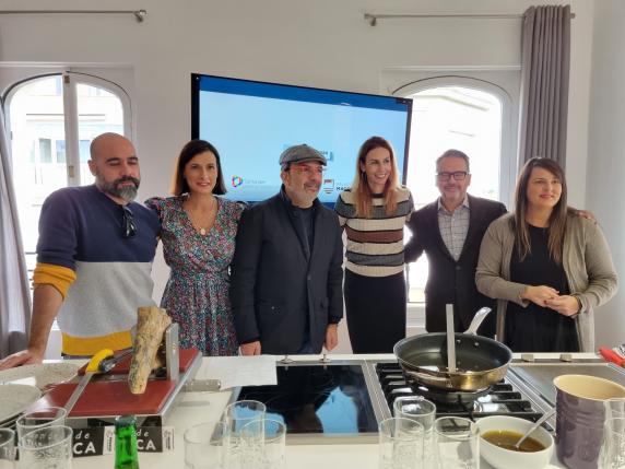 noticias/imagen-asociada/2022/11/presentacion_santander_foodies_2022_2.jpg