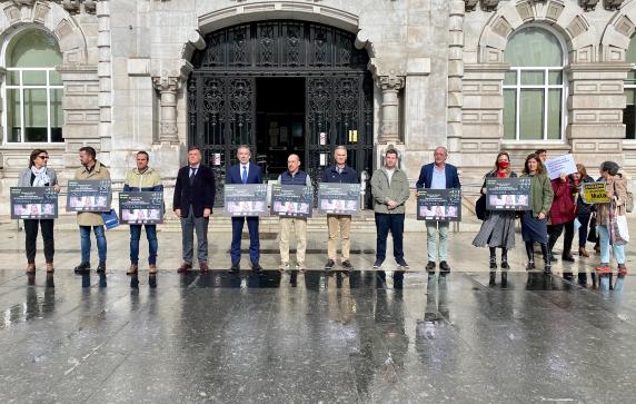 noticias/imagen-asociada/2022/11/minuto_silencio_mujer_caceres_y_nina_gijon_1.jpg