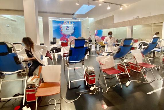 noticias/imagen-asociada/2022/12/donacion_sangre_espacio_joven_2.jpg