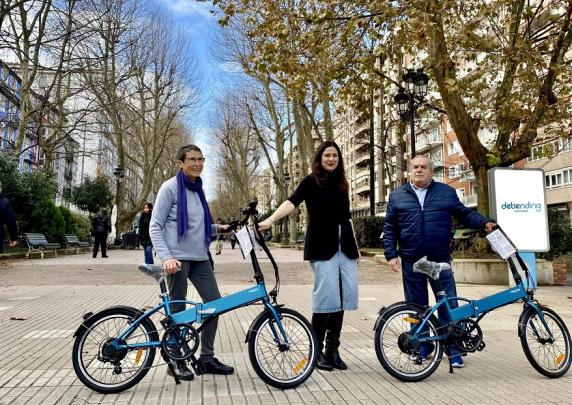 noticias/imagen-asociada/2023/01/web_entrega_premios_bici_campanas_comercio_2.jpg
