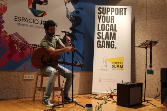 Espacio Joven ofrece un nuevo ciclo de actividades para las noticias/imagen-asociada/2023/01/poetry_slam_2.jpg