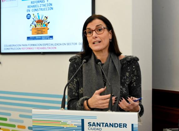 noticias/imagen-asociada/2023/01/entrega_diplomas_curso_construccion_5.jpg