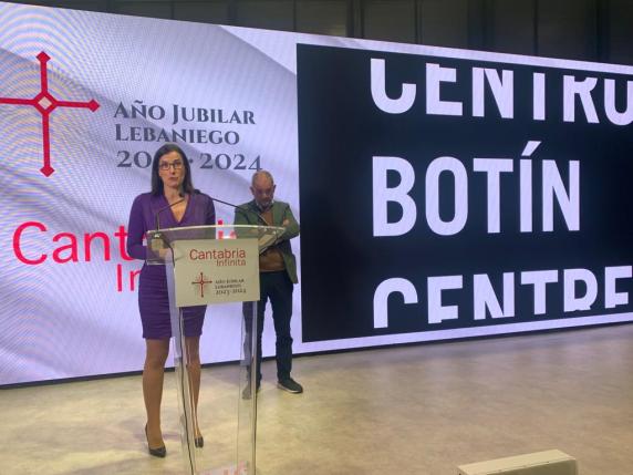noticias/imagen-asociada/2023/01/gema_igual_en_fitur_presentacion_balance_centro_botin_2.jpeg