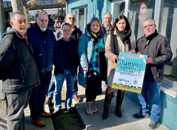 Ayuntamiento y vecinos de San Joaquín colaboran para dinamizar el noticias/imagen-asociada/2023/02/con_vecinos_campogiro_el_campon_9.jpg