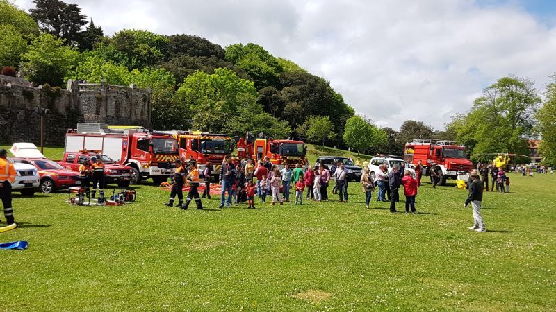 El 112 organiza una muestra de vehículos con motivo del Día Europeo del teléfono único de emergencias