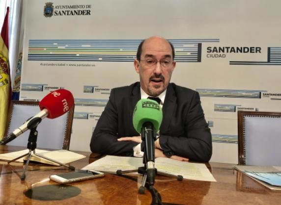 noticias/imagen-asociada/2023/02/web_alvaro_lavin_0.jpg
