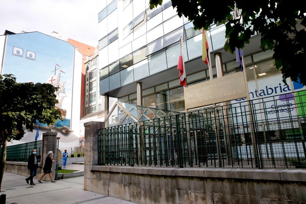 El-Gobierno-intensificara-los-controles-sobre-la-contratacion-con-una.jpeg