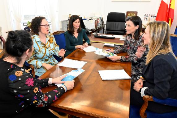 noticias/imagen-asociada/2023/05/con_organizacion_congreso_farmacia.jpg