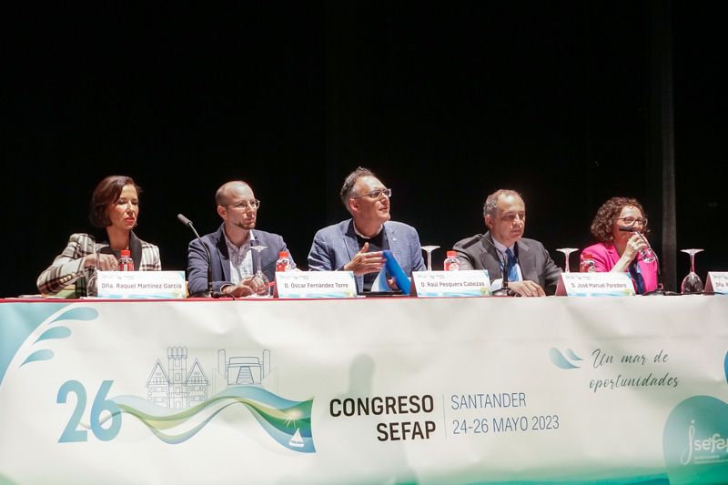 Pesquera-reivindica-la-importancia-de-los-profesionales-de-farmacia-en.jpeg