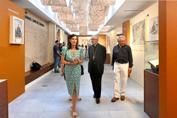 Las biblias de la Biblioteca de Menéndez Pelayo protagonizan la noticias/imagen-asociada/2023/07/exposicion_biblia_sacra_2.jpg
