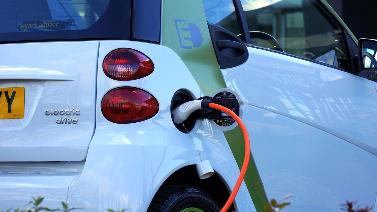 El-Moves-III-despliega-48-millones-en-ayudas-para-coches.jpeg