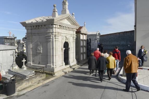 noticias/imagen-asociada/2023/10/todos_los_santos_archivo_-_cementerio_de_ciriego.jpg