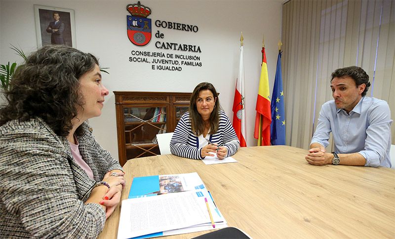 El-Gobierno-y-el-Comite-de-Unicef-en-Cantabria-establecen.jpeg