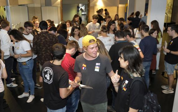 noticias/imagen-asociada/2023/10/intercambios_idiomas_espacio_joven_1.jpg