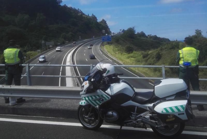 La-DGT-preve-mas-de-87000-desplazamientos-en-Cantabria-durante.jpg