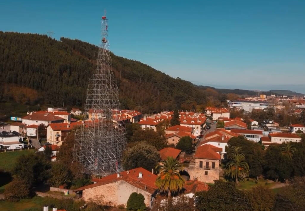 Ya se conoce la fecha del encendido del árbol de Navidad más alto de Europa