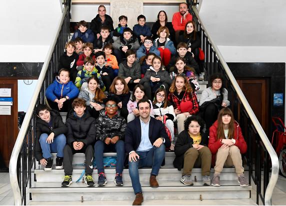 noticias/imagen-asociada/2024/02/itinerarios_didacticos_con_colegio_sardinero.jpg