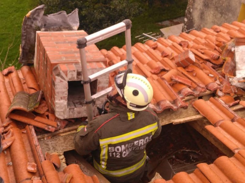 El 112 recibe 432 llamadas y gestiona 253 incidencias provocadas por el viento