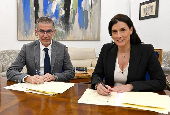 noticias/imagen-asociada/2024/02/firma_convenio_terrenos_nuevo_paseo_gamazo_los_peligros.jpg