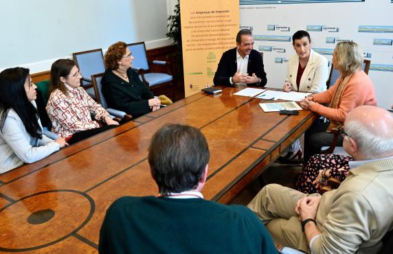 noticias/imagen-asociada/2024/03/firma_convenio_con_acei.jpg