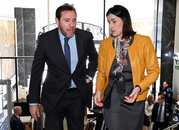 Igual y Puente se reunirán en un mes para abordar noticias/imagen-asociada/2024/03/con_ministro_transportes_oscar_puente.jpg