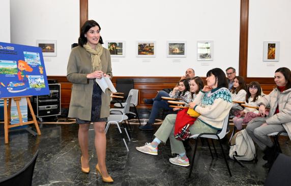 La alcaldesa entrega los premios del concurso de dibujo escolar noticias/imagen-asociada/2024/03/entrega_premios_concurso_dia_del_agua.jpg