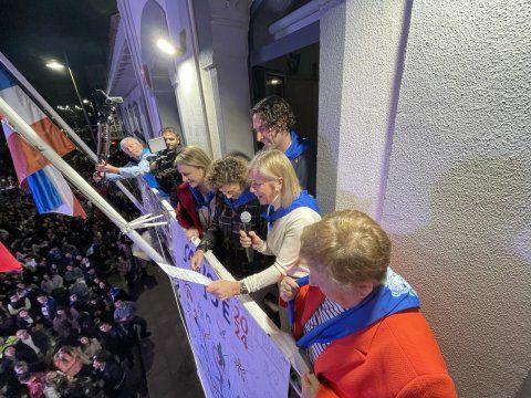 PISTOLETAZO-DE-SALIDA-MULTITUDINARIO-A-LAS-FIESTAS-DE-SAN-JOSE.jpg