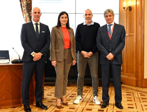 noticias/imagen-asociada/2024/03/inauguracion_curso_rodilla_tenis_1.jpg