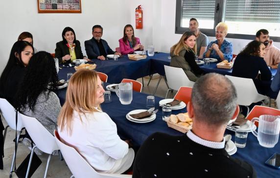 noticias/imagen-asociada/2024/05/servicio_cocina_princesa_letizia_4.jpg